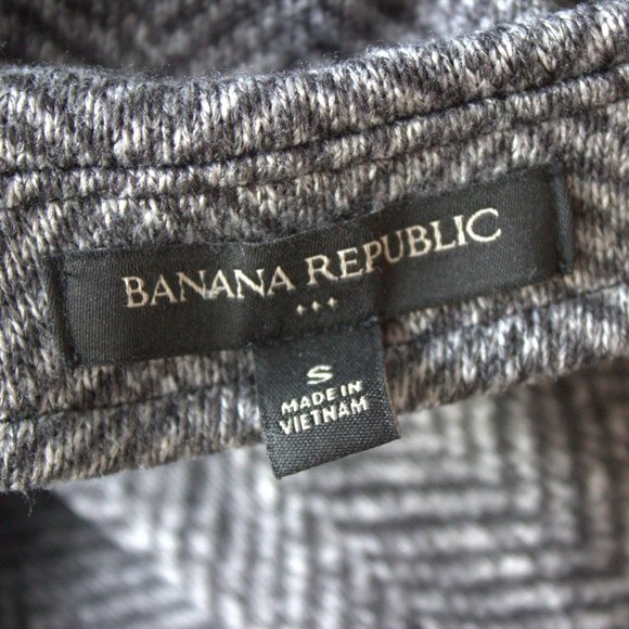 Banana Republic | Asymmetrical Zip Fleece Jacket | Black/Grey Herringbone | S/P - Picture 10 of 11